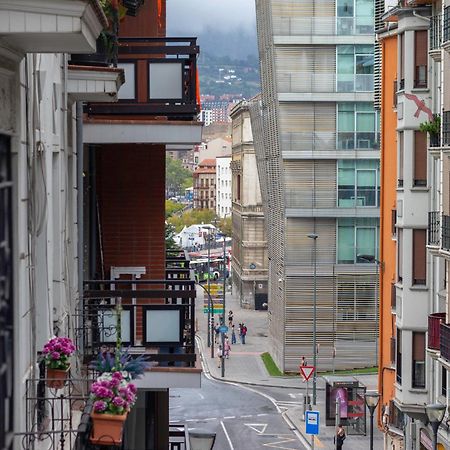 Inar Centrico Apartamento Junto Ayuntamiento & Ria ビルバオ エクステリア 写真